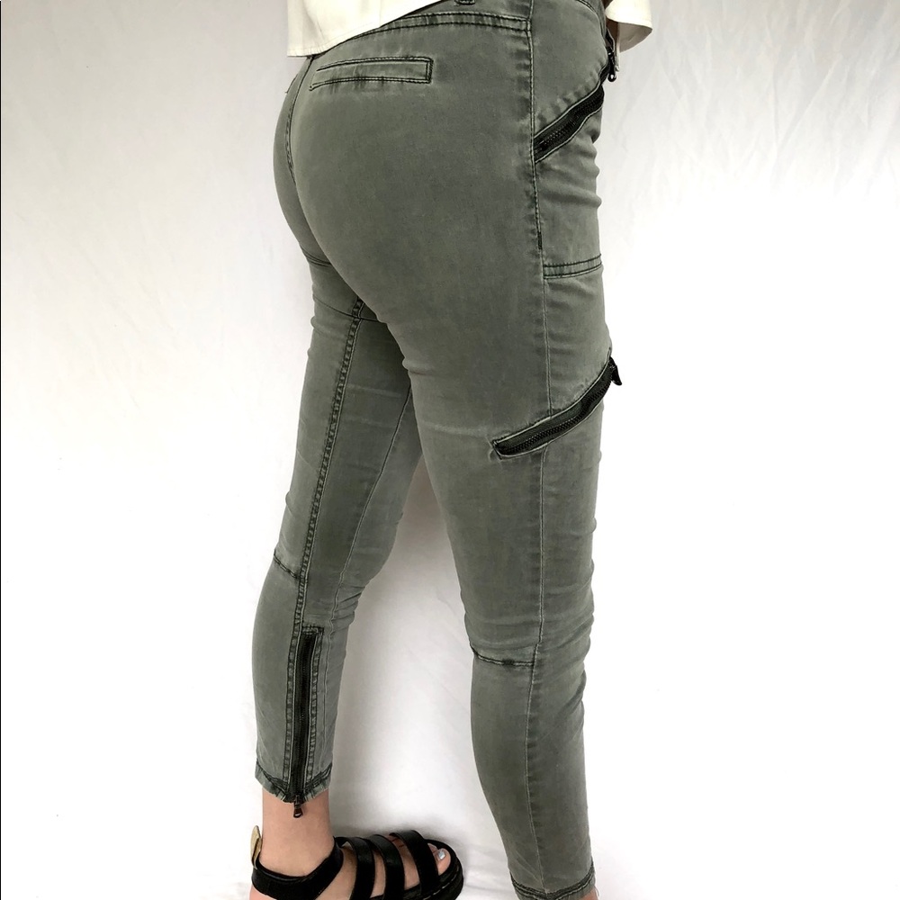 Utilitarian Zipper Pants